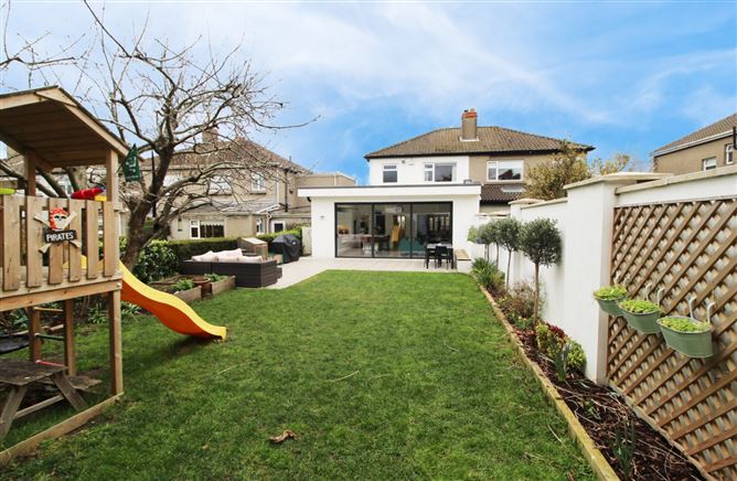 24 Vernon Park, Clontarf, Dublin 3