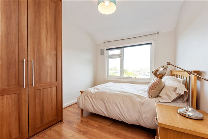 53 Slievemore Road, Drimnagh, Dublin 12