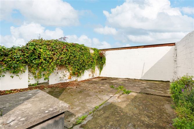 53 Slievemore Road, Drimnagh, Dublin 12