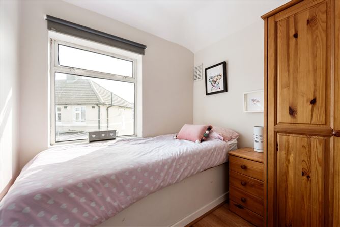 53 Slievemore Road, Drimnagh, Dublin 12
