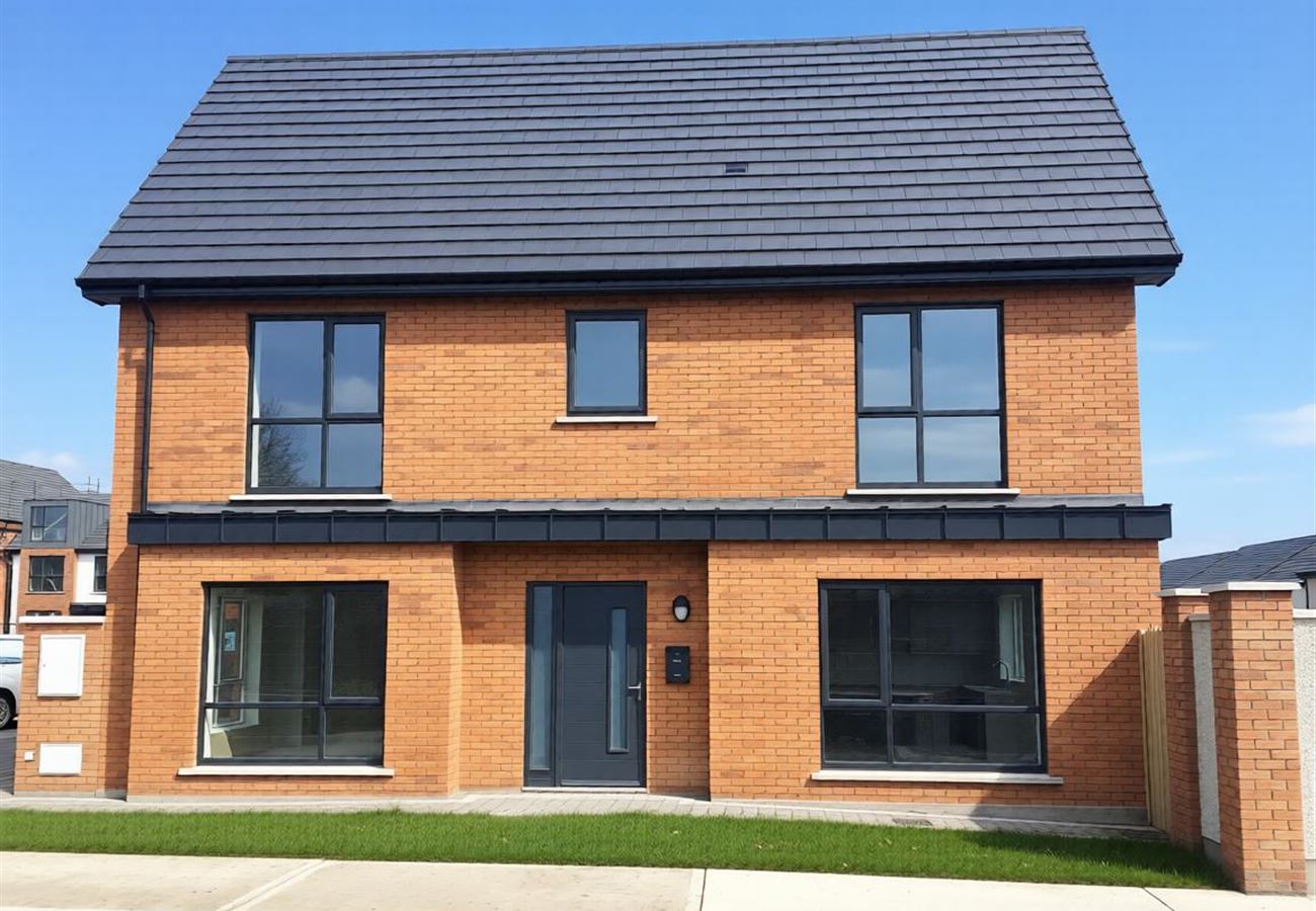 Coach, Dublin Road, Ashbourne, Meath