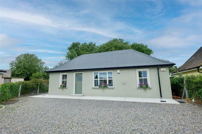 The Cottage, Buttevant Road, Charleville, Cork