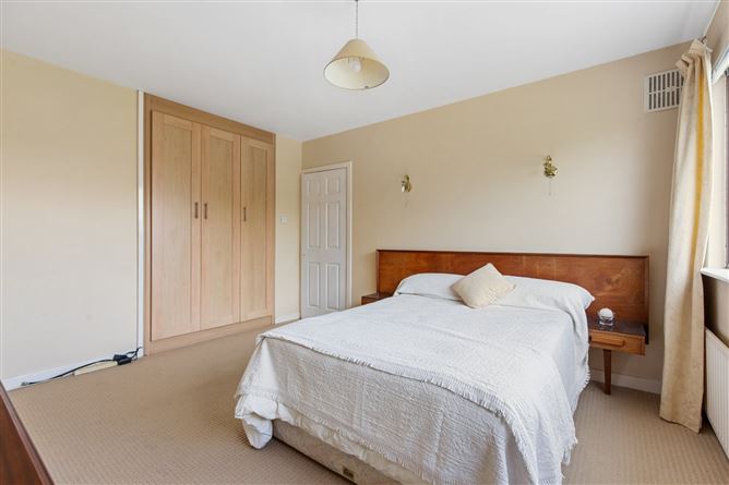 27 Dundela Avenue, Sandycove, Co. Dublin