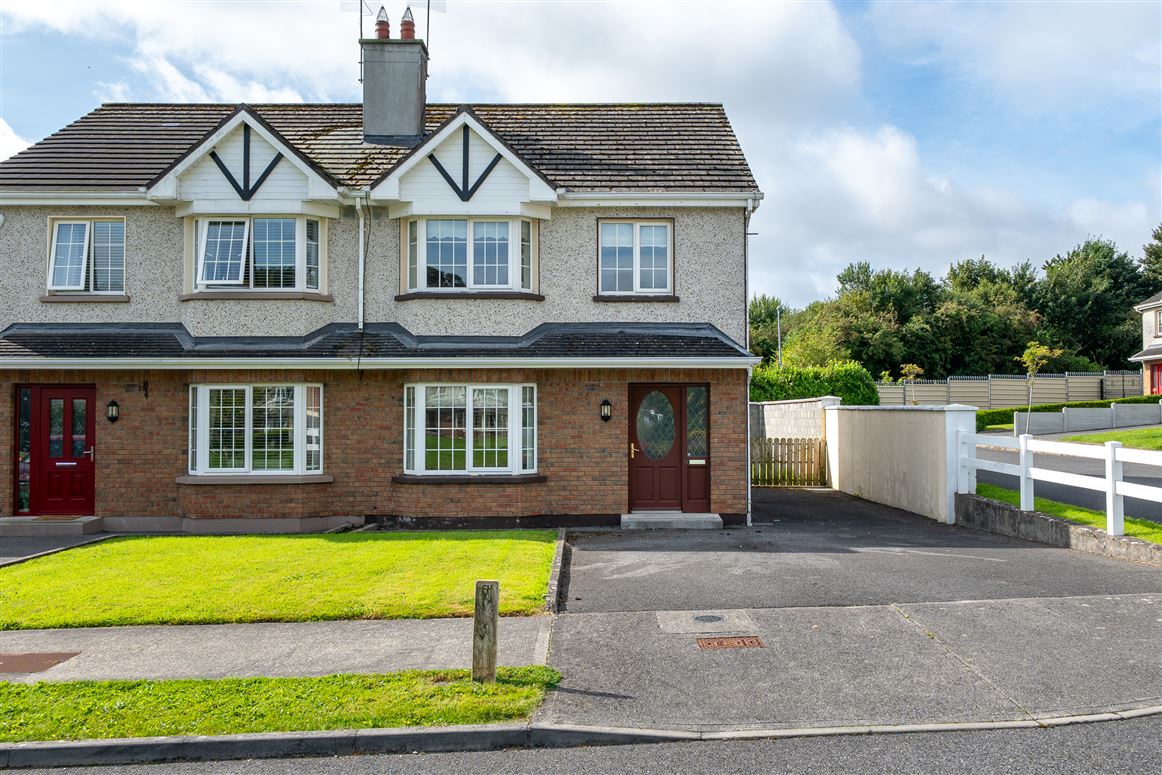 19 Westwood Grove, Clara, Offaly