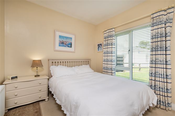 4 Links Close, Rosslare Strand, Rosslare, Co. Wexford