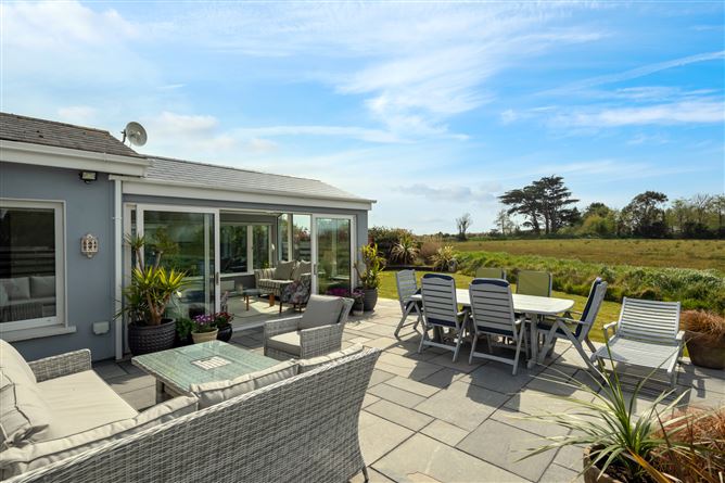 4 Links Close, Rosslare Strand, Rosslare, Co. Wexford