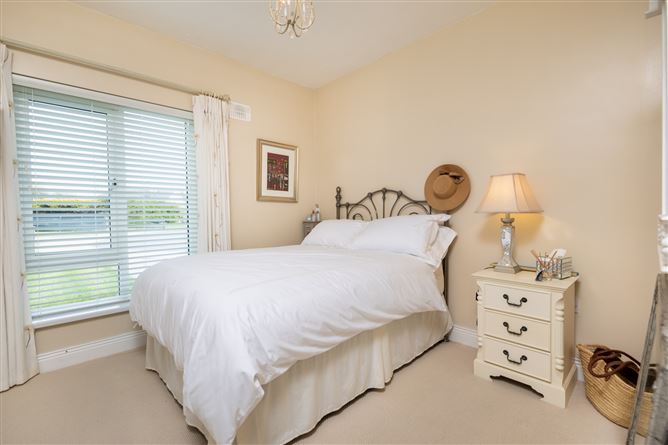 4 Links Close, Rosslare Strand, Rosslare, Co. Wexford