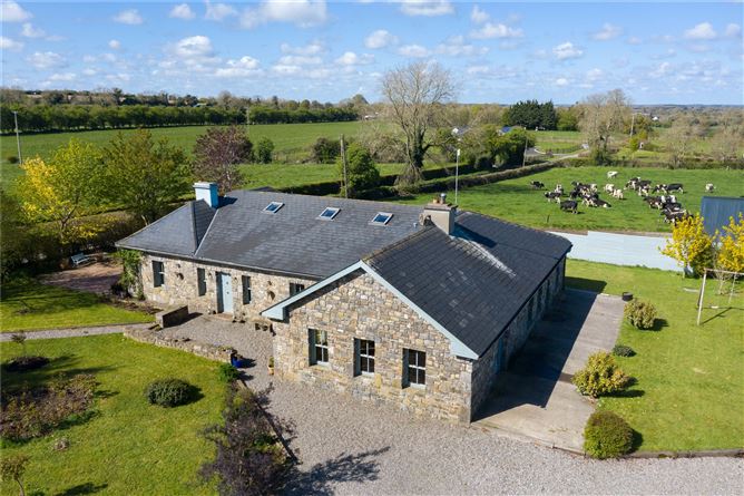 Tara Lodge, Riverstown, Tara, Kilmessan, Co. Meath