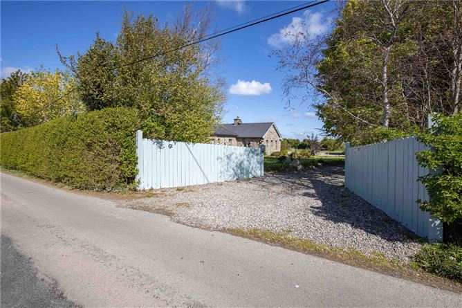 Tara Lodge, Riverstown, Tara, Kilmessan, Co. Meath