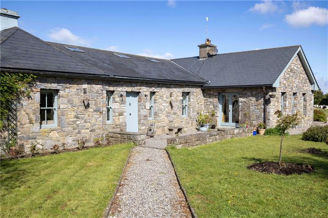 Tara Lodge, Riverstown, Tara, Kilmessan, Co. Meath