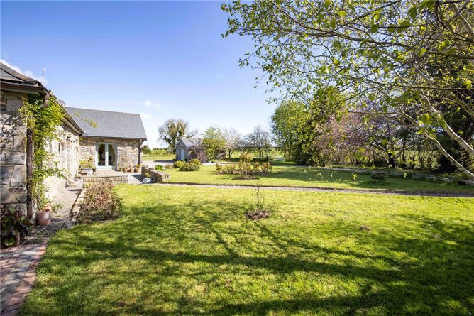 Tara Lodge, Riverstown, Tara, Kilmessan, Co. Meath