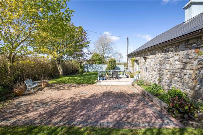 Tara Lodge, Riverstown, Tara, Kilmessan, Co. Meath