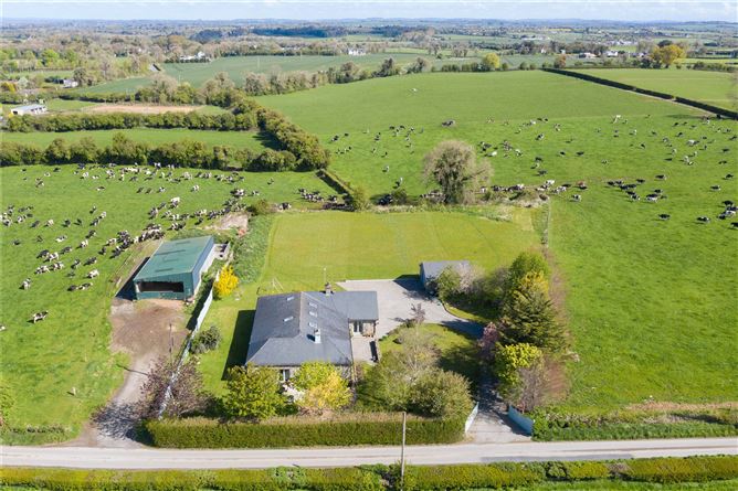 Tara Lodge, Riverstown, Tara, Kilmessan, Co. Meath