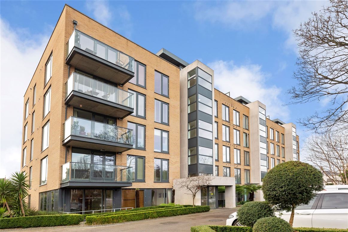 74 Bloomfield Park, Donnybrook, Dublin 4 Sherry FitzGerald Ballsbridge 4570251 MyHome.ie