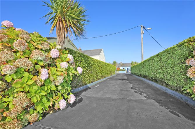 Meadowvale Cottage, Circular Road, Kilkee, Co. Clare