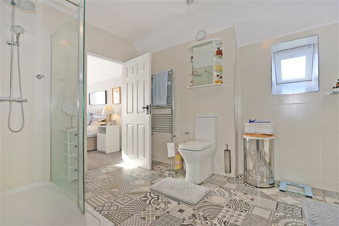 Meadowvale Cottage, Circular Road, Kilkee, Co. Clare