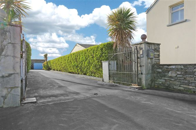 Meadowvale Cottage, Circular Road, Kilkee, Co. Clare