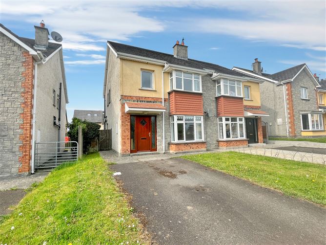 Sale Agreed Residential property for sale in Nenagh, Tipperary MyHome.ie