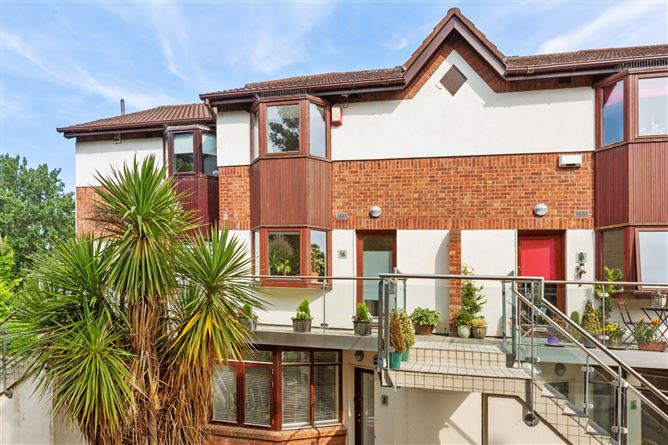 16 Riverside Walk, Clonskeagh, Dublin 6