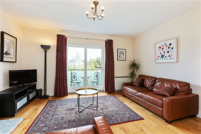 16 Riverside Walk, Clonskeagh, Dublin 6