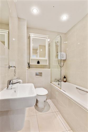 16 Riverside Walk, Clonskeagh, Dublin 6