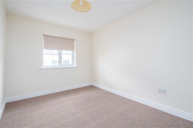 27 Applewood Main St, Swords, County Dublin