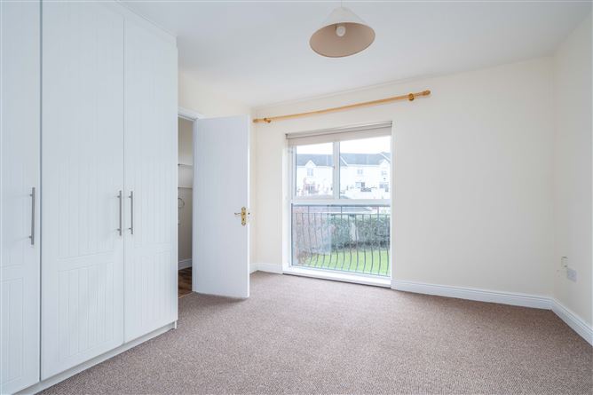 27 Applewood Main St, Swords, County Dublin