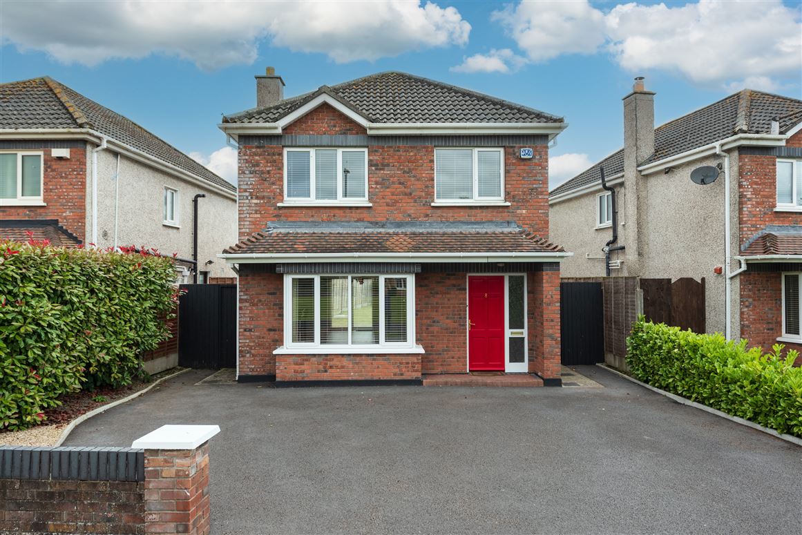 8 The Park, College Farm, Newbridge, Co. Kildare
