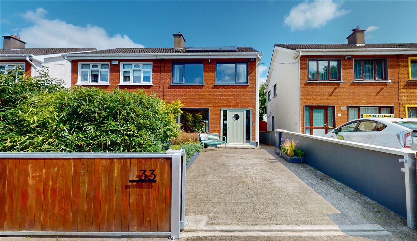 33 Woodvale Crescent , Clonsilla, Dublin 15