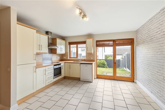 8 Hunters Lane, Hunters Wood, Ballycullen,   Dublin 24