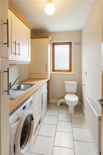 8 Hunters Lane, Hunters Wood, Ballycullen,   Dublin 24