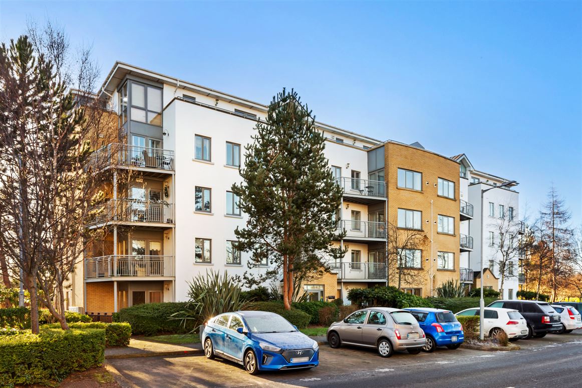 1 Kinsella Hall, Collegewood, Castleknock, Dublin 15