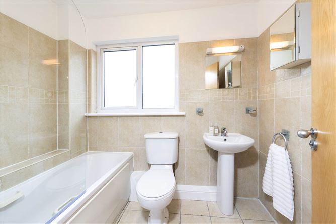 152 Grianan Fidh, Aikens Village, Sandyford, Dublin 18, County Dublin