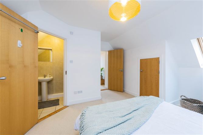 152 Grianan Fidh, Aikens Village, Sandyford, Dublin 18, County Dublin