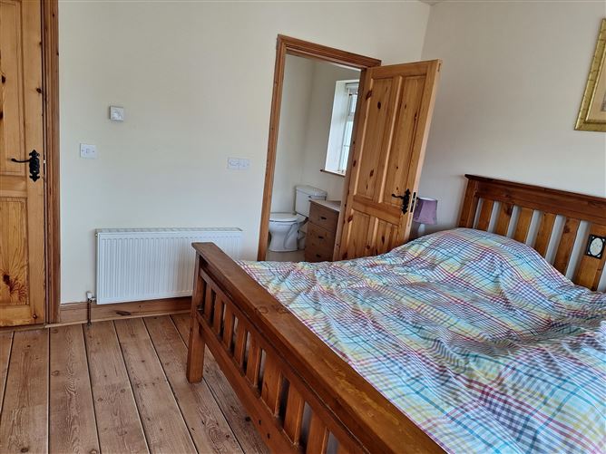 Bank Place, Hospital, Limerick