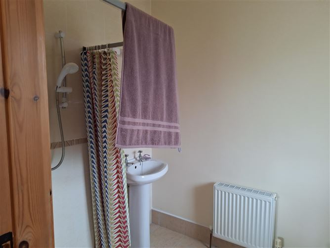 Bank Place, Hospital, Limerick