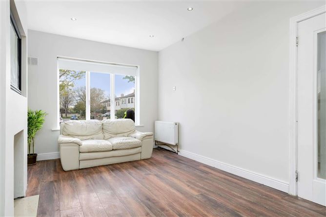 6 Woodford View, Clondalkin, Dublin 22