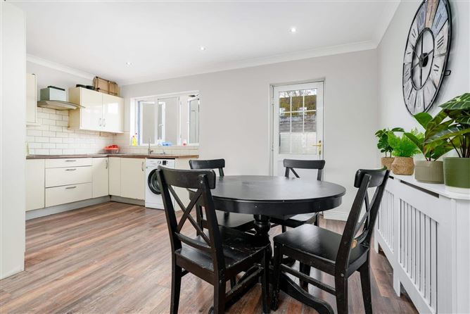 6 Woodford View, Clondalkin, Dublin 22