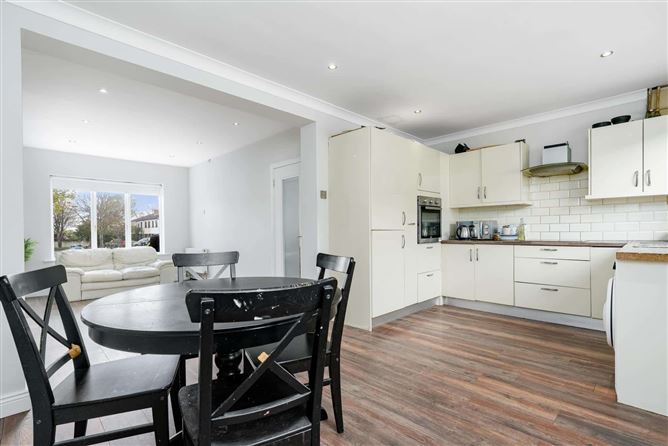 6 Woodford View, Clondalkin, Dublin 22