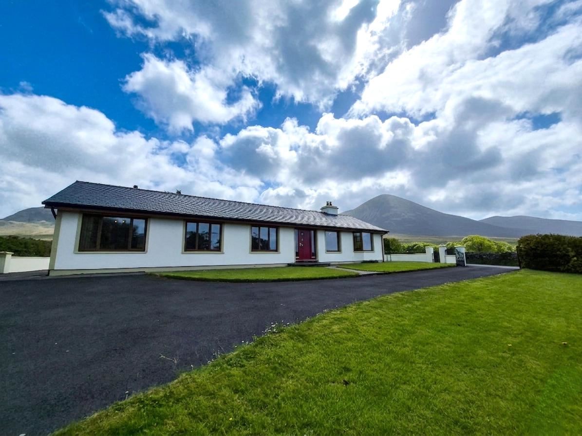Carrowkeel, Westport, Co. Mayo