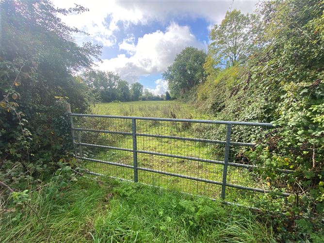 Photo 2 of 3 — Cabin Hill,, Ratoath, Meath