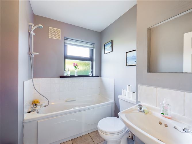 47 Pebble Drive, Pebble Beach, Tramore, Waterford