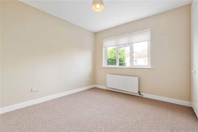 2 Luttrell Park Close, Castleknock, Dublin 15