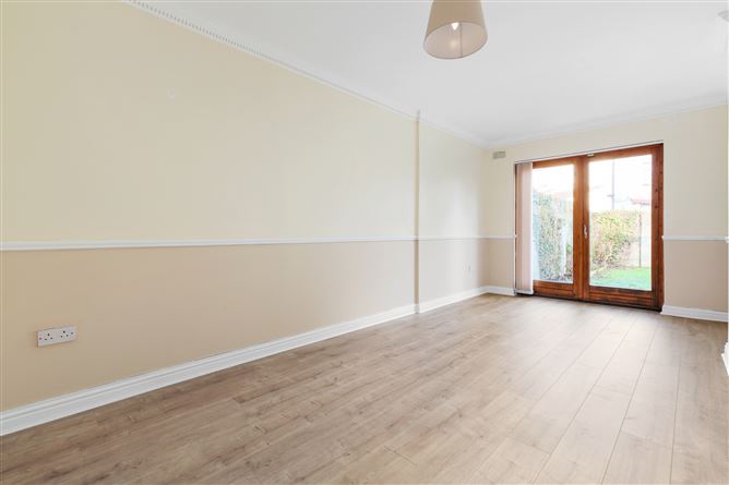 2 Luttrell Park Close, Castleknock, Dublin 15