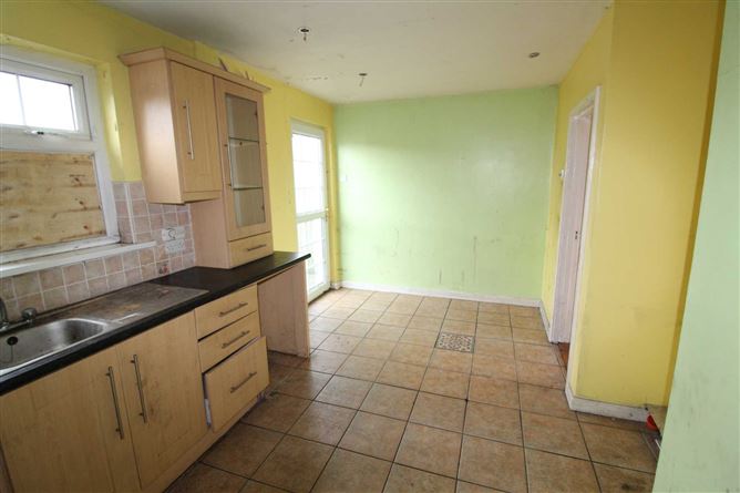 183 Greenhills Estate, Ballina, County Mayo