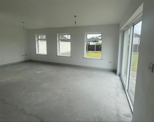 Photo 13 of 45 — 46 Kilkeevan Park, Castlerea, Roscommon