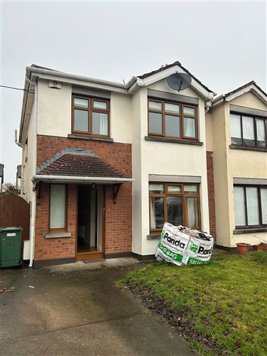 https://photos-a.propertyimages.ie/media/1/5/3/4953351/c7f9ff27-6593-4068-9904-406870c7949b_l.jpg