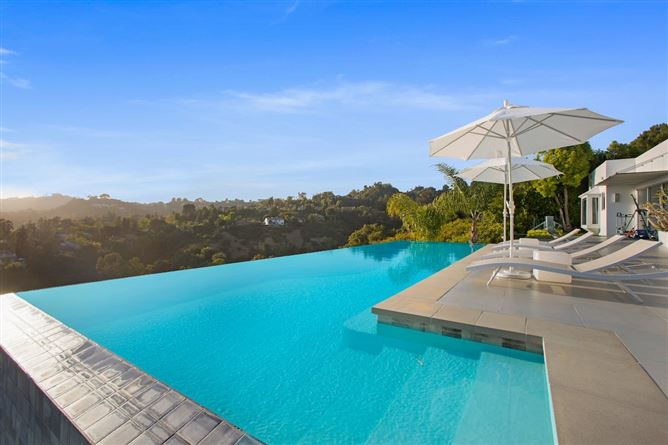 Canyon Blue,Beverly Hills,California,USA