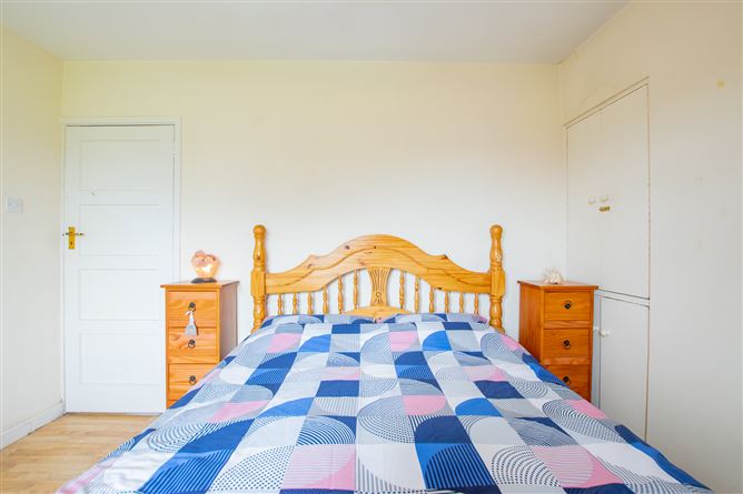 2 Derrygreenagh Park, Rochfortbridge, Westmeath