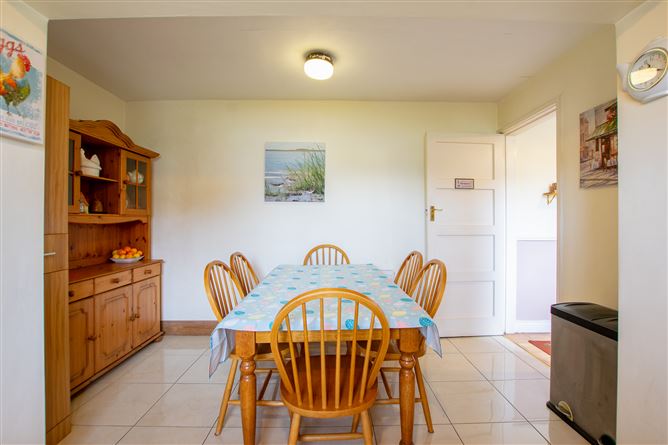 2 Derrygreenagh Park, Rochfortbridge, Westmeath